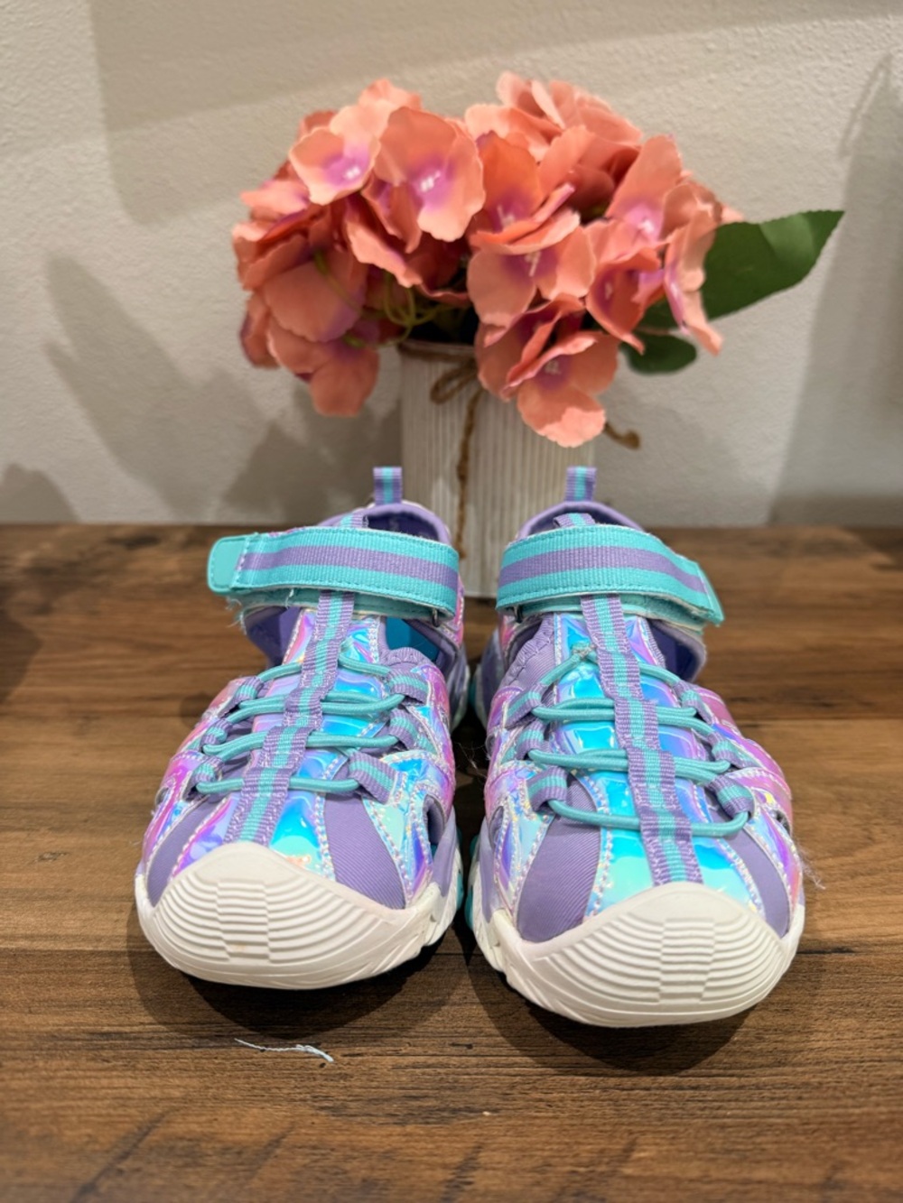 Thereabouts lil rift sandals in light purple size 10M.